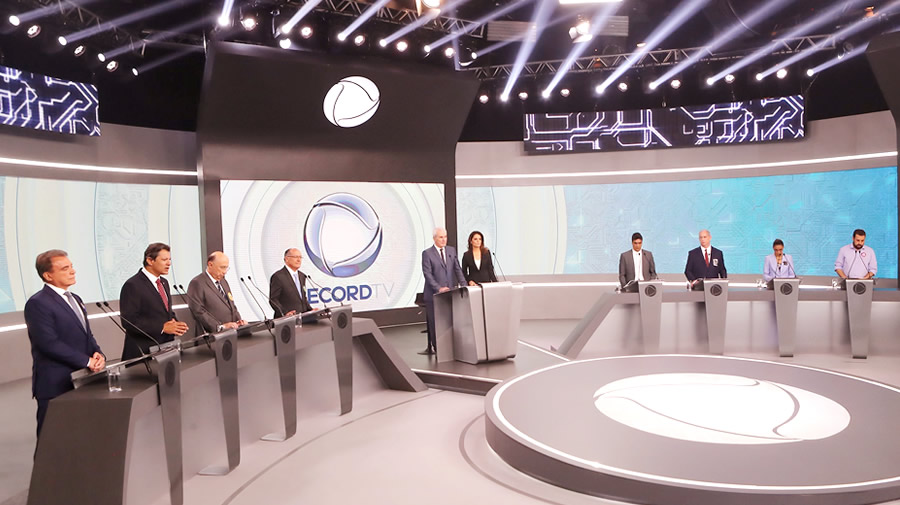 Debate dos presidenciáveis na Rede Record foi frio, cansativo e com poucas propostas