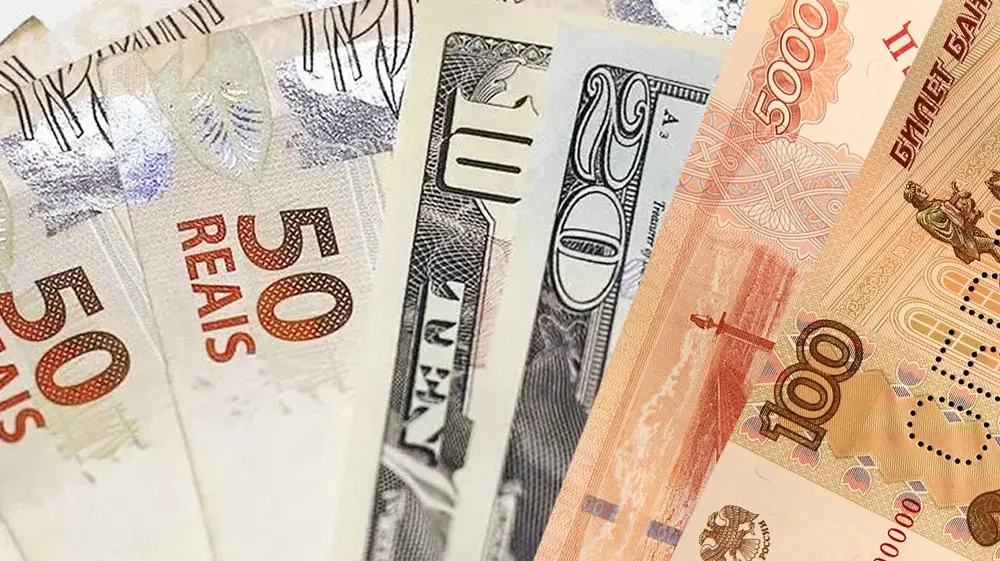 Queda do Dólar impulsiona Real e Rublo Russo no mercado