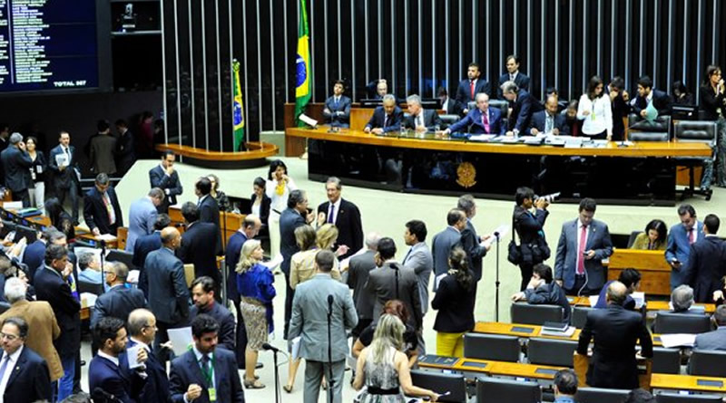 Reforma Política: Veja o voto dos deputados na emenda das doações eleitorais privadas