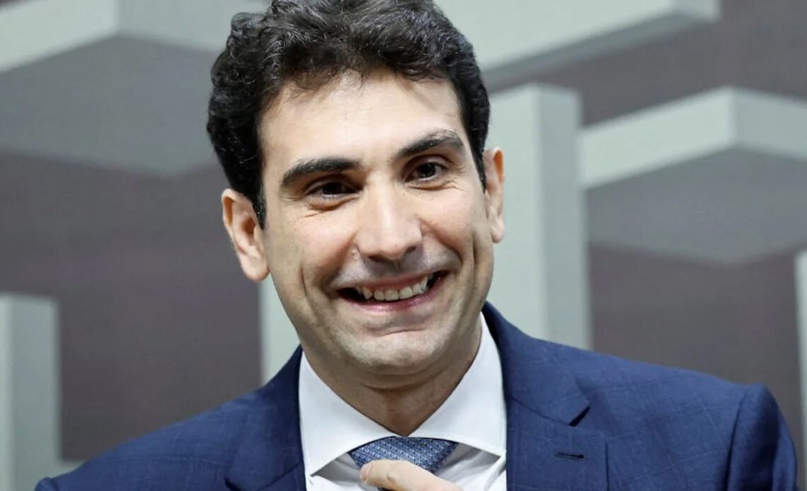Senado aprova Gabriel Galípolo para a presidência do Banco Central